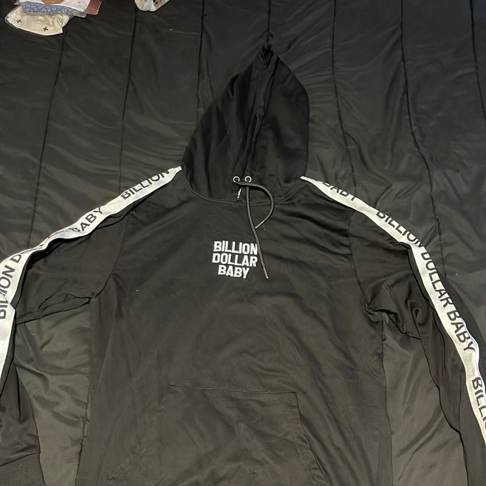 Billion dollar baby, black, size large